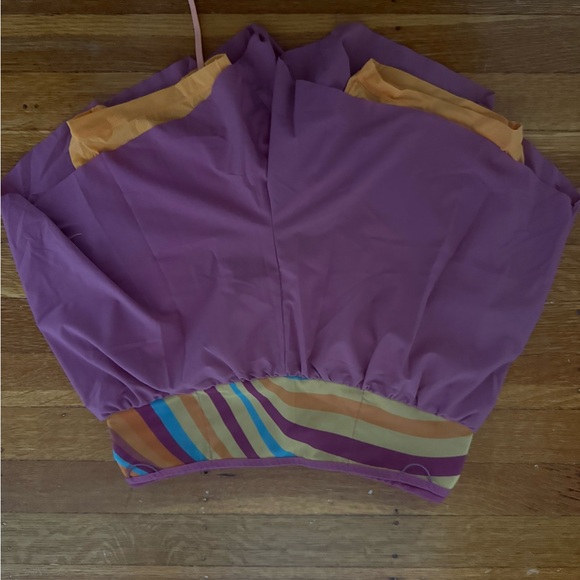 HOKA running shorts - Picture 2 of 4